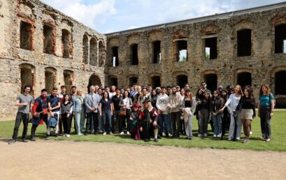 Integration tour to the Krzyżtopór Castle in Ujazd